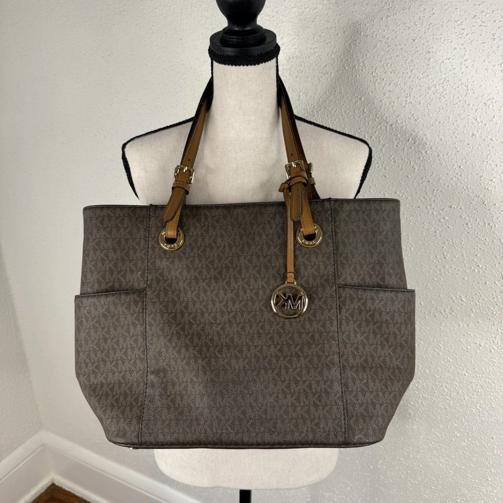 Michael Kors Jet Set Item Large East/West Top Zip Tote Iconic Brown Monogram